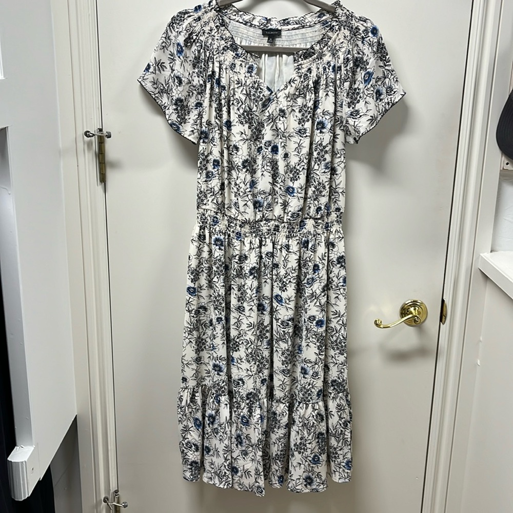 Floral Talbots Dress. Like new. Size M.